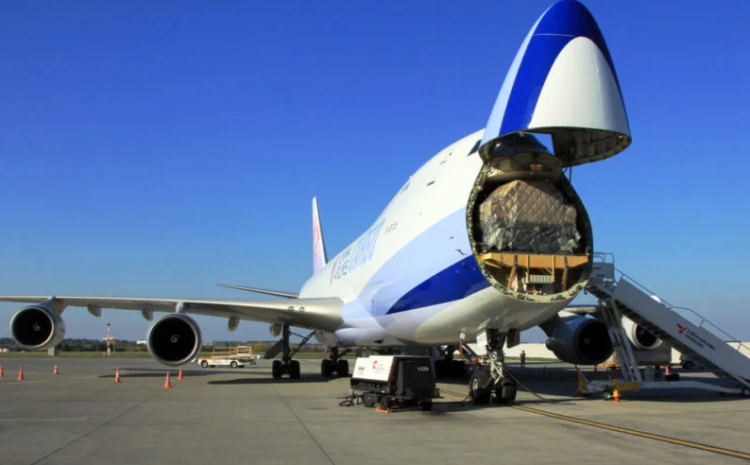 Cargo aircraft Boeing 747-400F loading cargo.